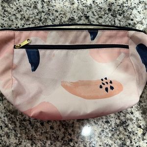Logan and lenora toiletry pouch
